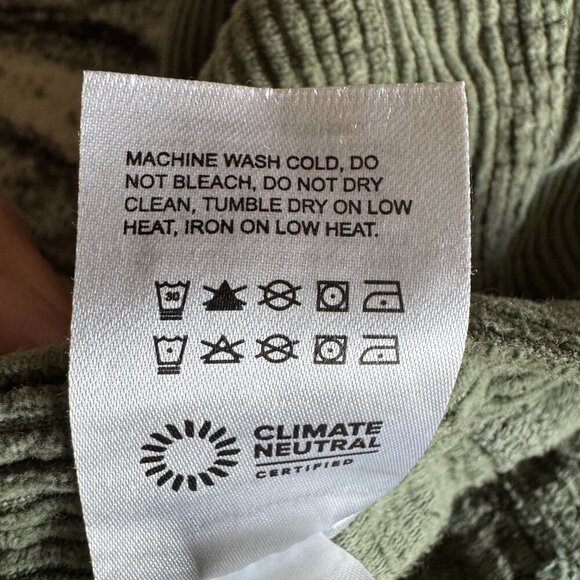 Reformation Alyssa high rise wide leg corduroy pants moss color. size 28 - Picture 13 of 13